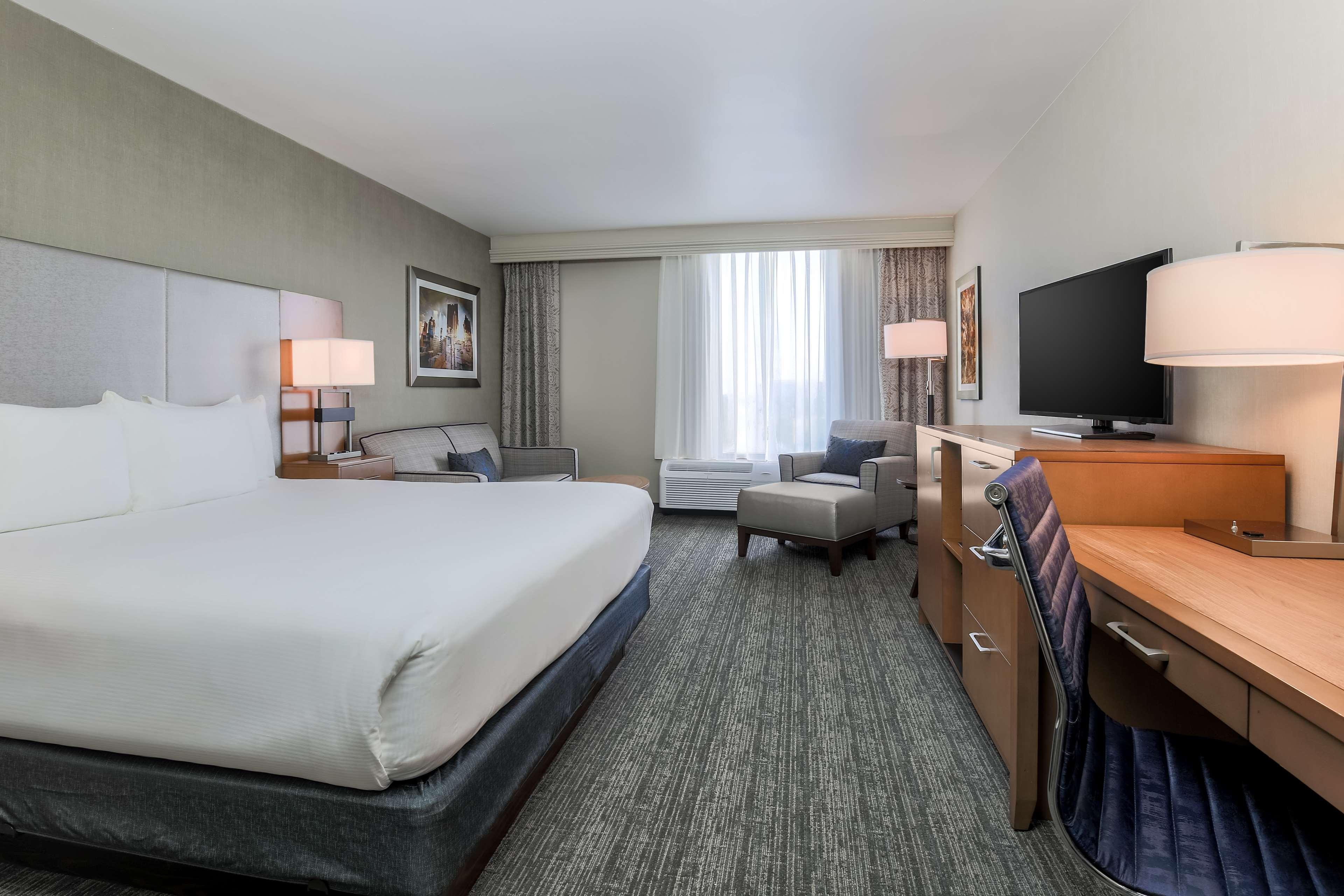Doubletree By Hilton Atlanta Airport Hotel College Park Buitenkant foto