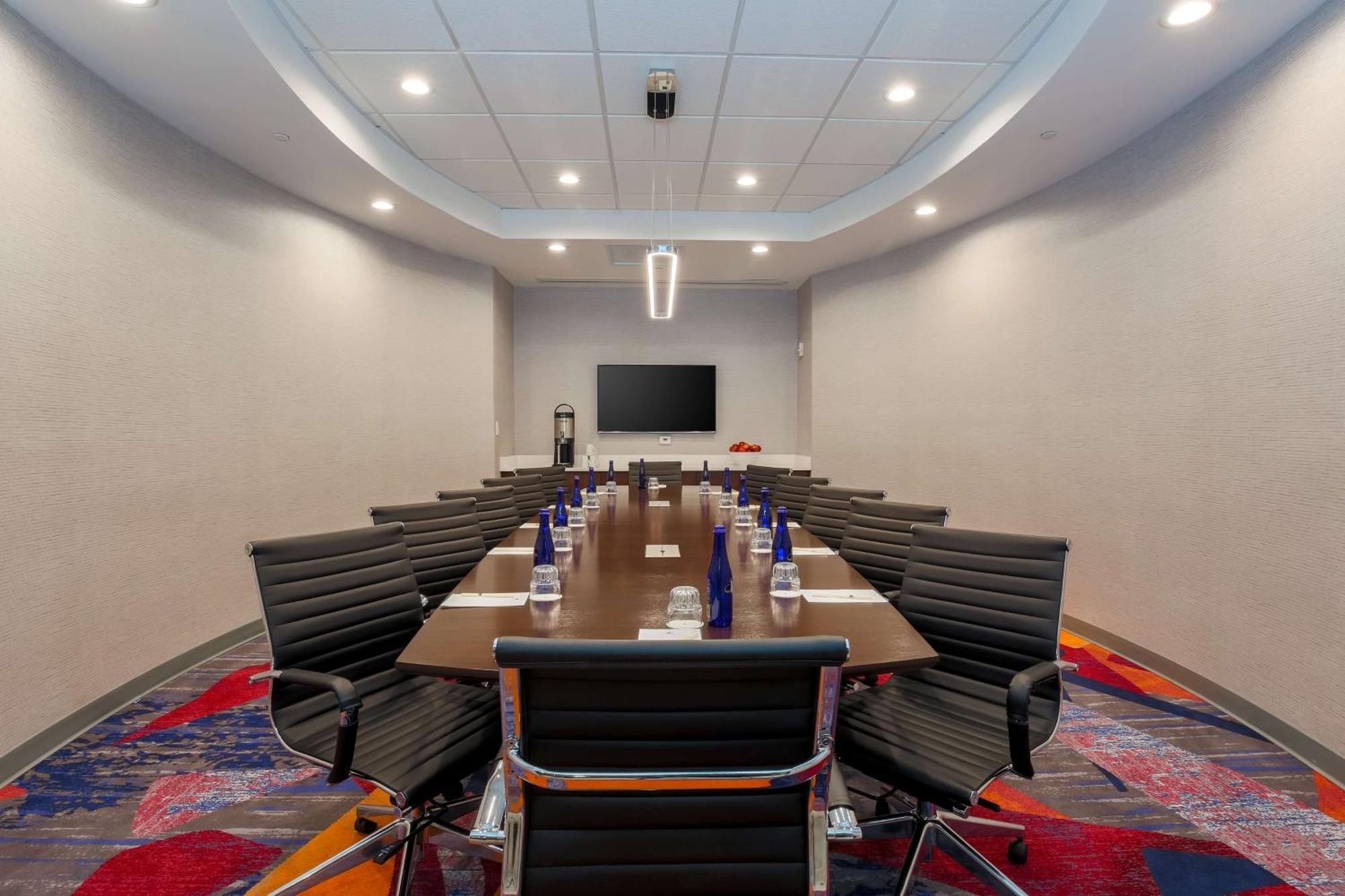 Doubletree By Hilton Atlanta Airport Hotel College Park Buitenkant foto