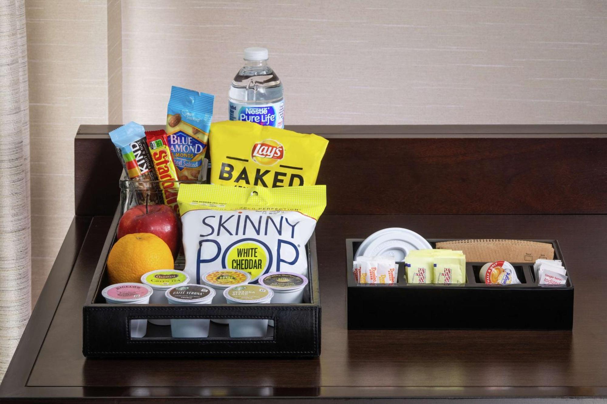 Doubletree By Hilton Atlanta Airport Hotel College Park Buitenkant foto