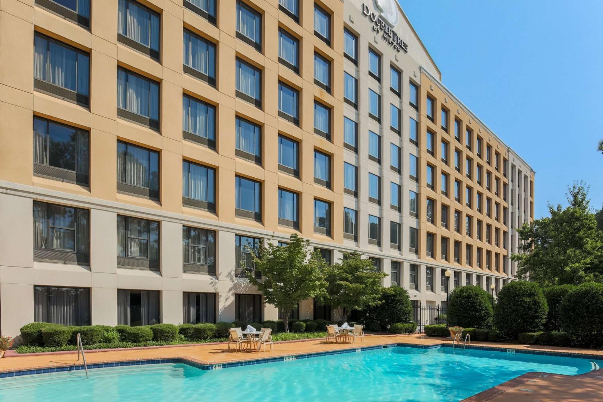 Doubletree By Hilton Atlanta Airport Hotel College Park Buitenkant foto