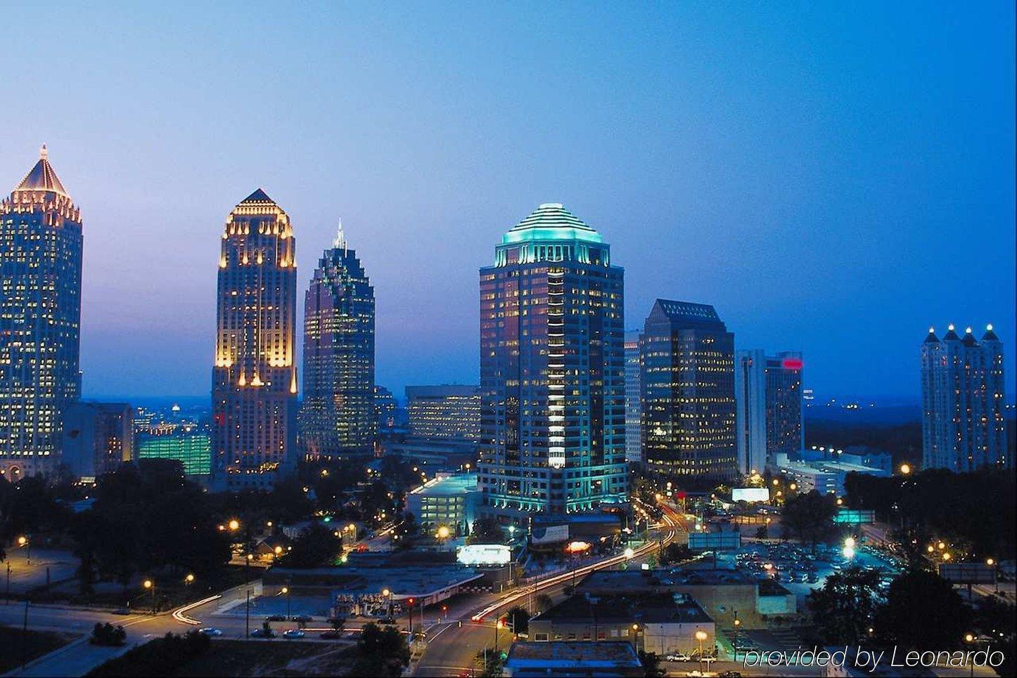 Doubletree By Hilton Atlanta Airport Hotel College Park Buitenkant foto