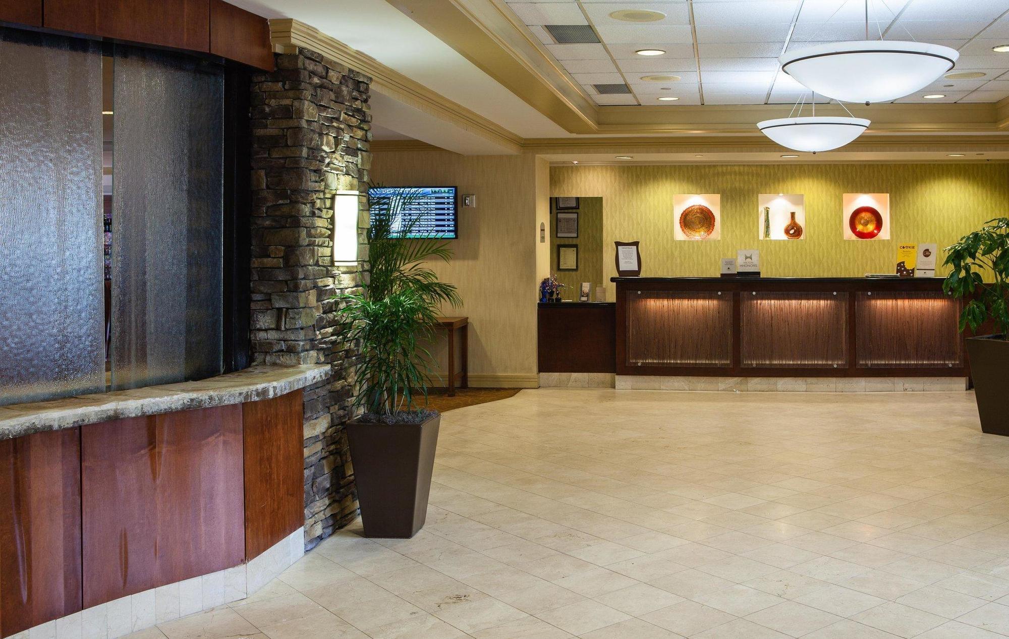 Doubletree By Hilton Atlanta Airport Hotel College Park Buitenkant foto