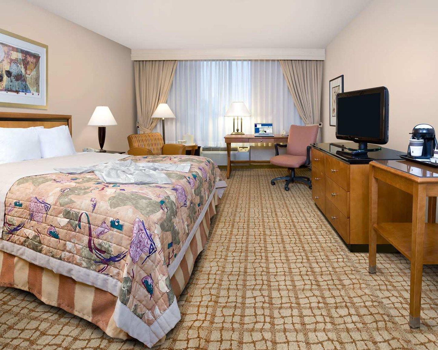 Doubletree By Hilton Atlanta Airport Hotel College Park Buitenkant foto