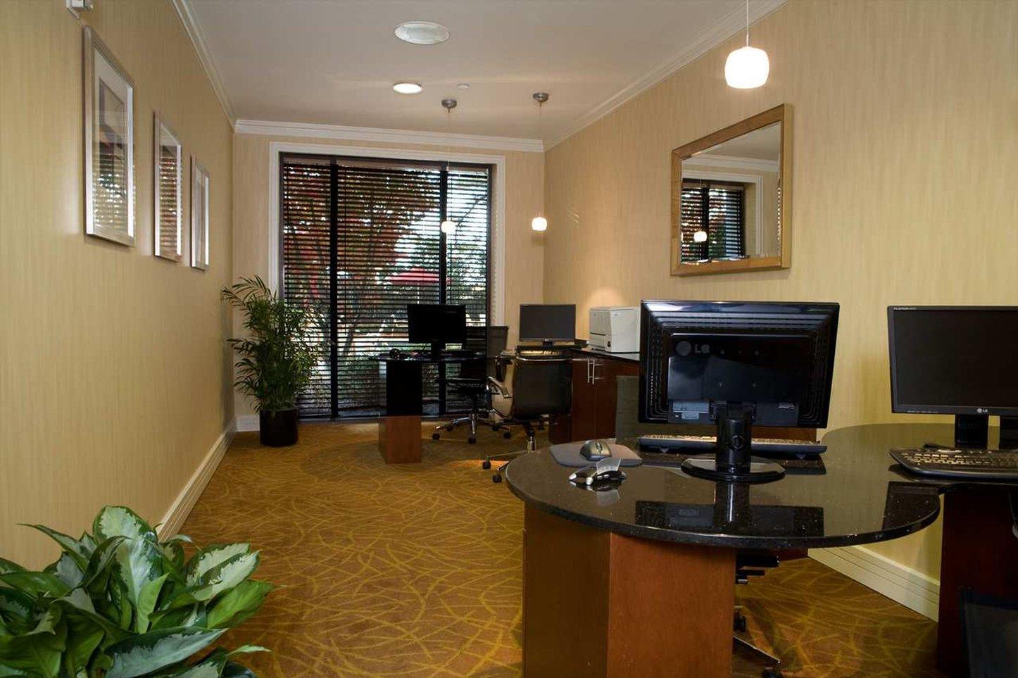 Doubletree By Hilton Atlanta Airport Hotel College Park Buitenkant foto